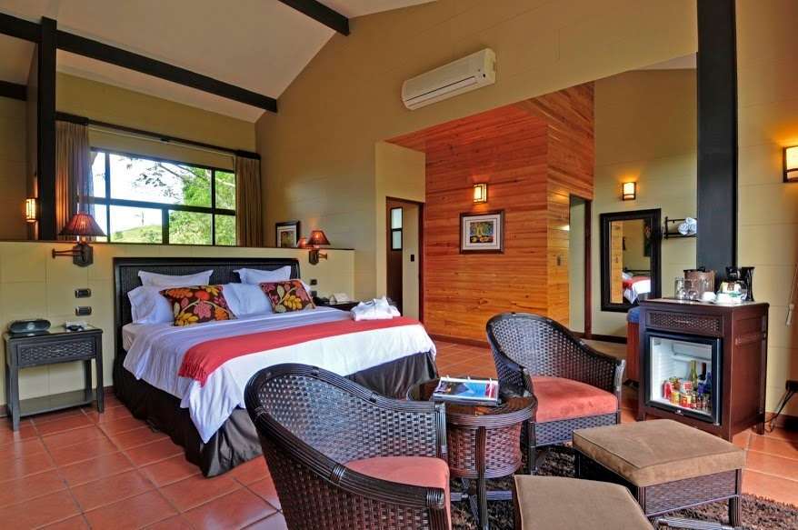 Arenal Kioro & Hotel 5*